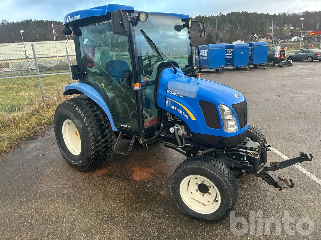 NEW HOLLAND 3040 - Трактор: фото 2 NEW HOLLAND 3040 - Трактор: фото 2