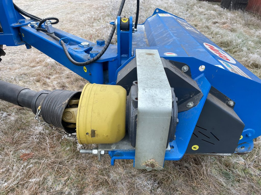 Osma DHL190 - Боковая косилка-измельчитель: фото 3 Osma DHL190 - Боковая косилка-измельчитель: фото 3