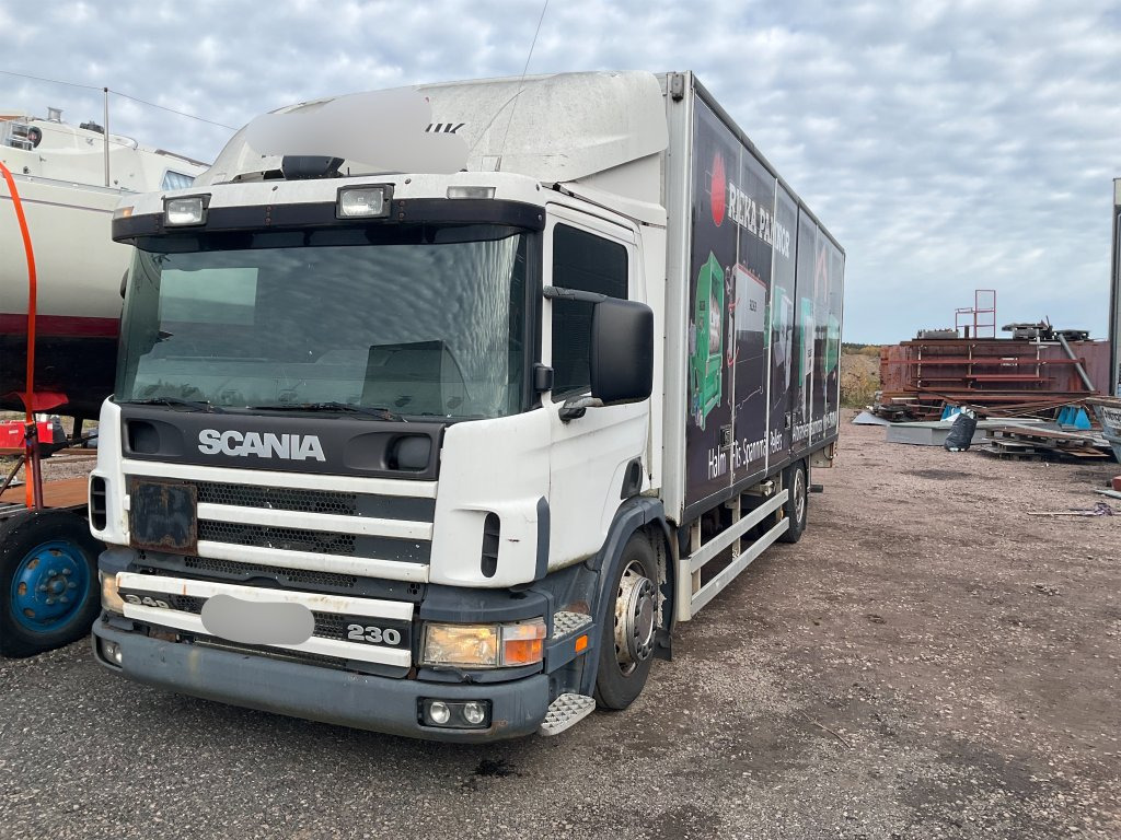 SCANIA P94DB4X2LB230 - Грузовик с закрытым кузовом: фото 1 SCANIA P94DB4X2LB230 - Грузовик с закрытым кузовом: фото 1