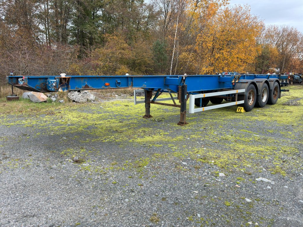 TRAUFO FRUEHAUF - Полуприцеп-контейнеровоз/ Сменный кузов: фото 1 TRAUFO FRUEHAUF - Полуприцеп-контейнеровоз/ Сменный кузов: фото 1