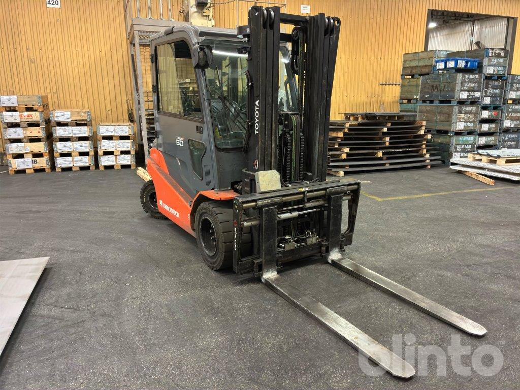 Toyota 8FBMT50 - Электропогрузчик: фото 3 Toyota 8FBMT50 - Электропогрузчик: фото 3