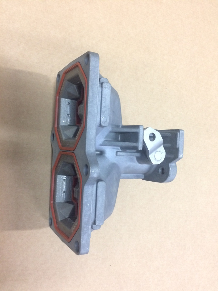 SARACINESCA EGR RIF. MAN 51081506101 - Двигатель и запчасти для Грузовиков: фото 2 SARACINESCA EGR RIF. MAN 51081506101 - Двигатель и запчасти для Грузовиков: фото 2