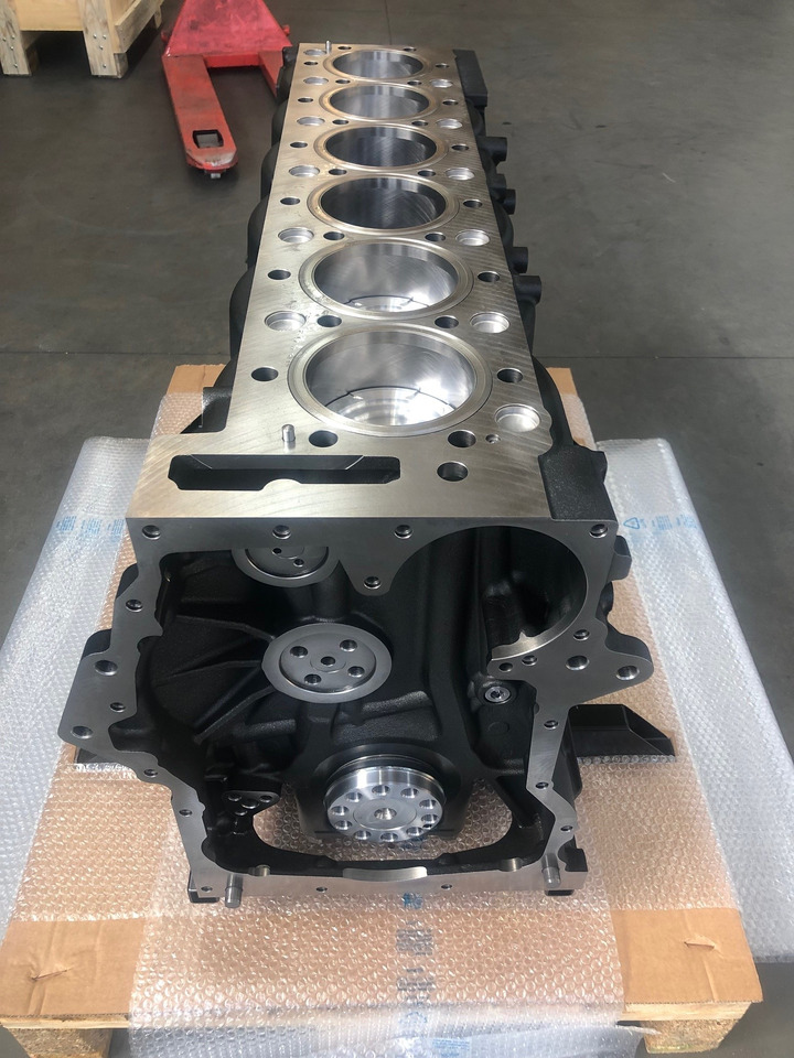 SHORTBLOCK / BLOCCO MOTORE MAN D2066 EURO6 (camion e bus) - Блок цилиндров для Грузовиков: фото 3 SHORTBLOCK / BLOCCO MOTORE MAN D2066 EURO6 (camion e bus) - Блок цилиндров для Грузовиков: фото 3
