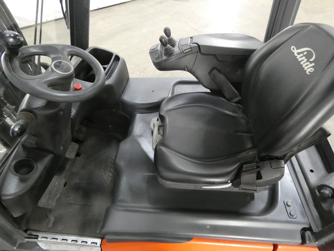 Linde E16C-02 - Электропогрузчик: фото 3 Linde E16C-02 - Электропогрузчик: фото 3