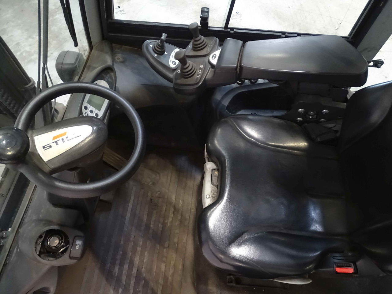 Still RX70-40 - Дизельный погрузчик: фото 3 Still RX70-40 - Дизельный погрузчик: фото 3