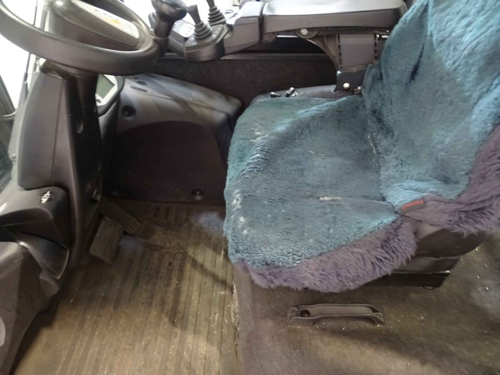 Still RX70-45T - Вилочный погрузчик: фото 4 Still RX70-45T - Вилочный погрузчик: фото 4