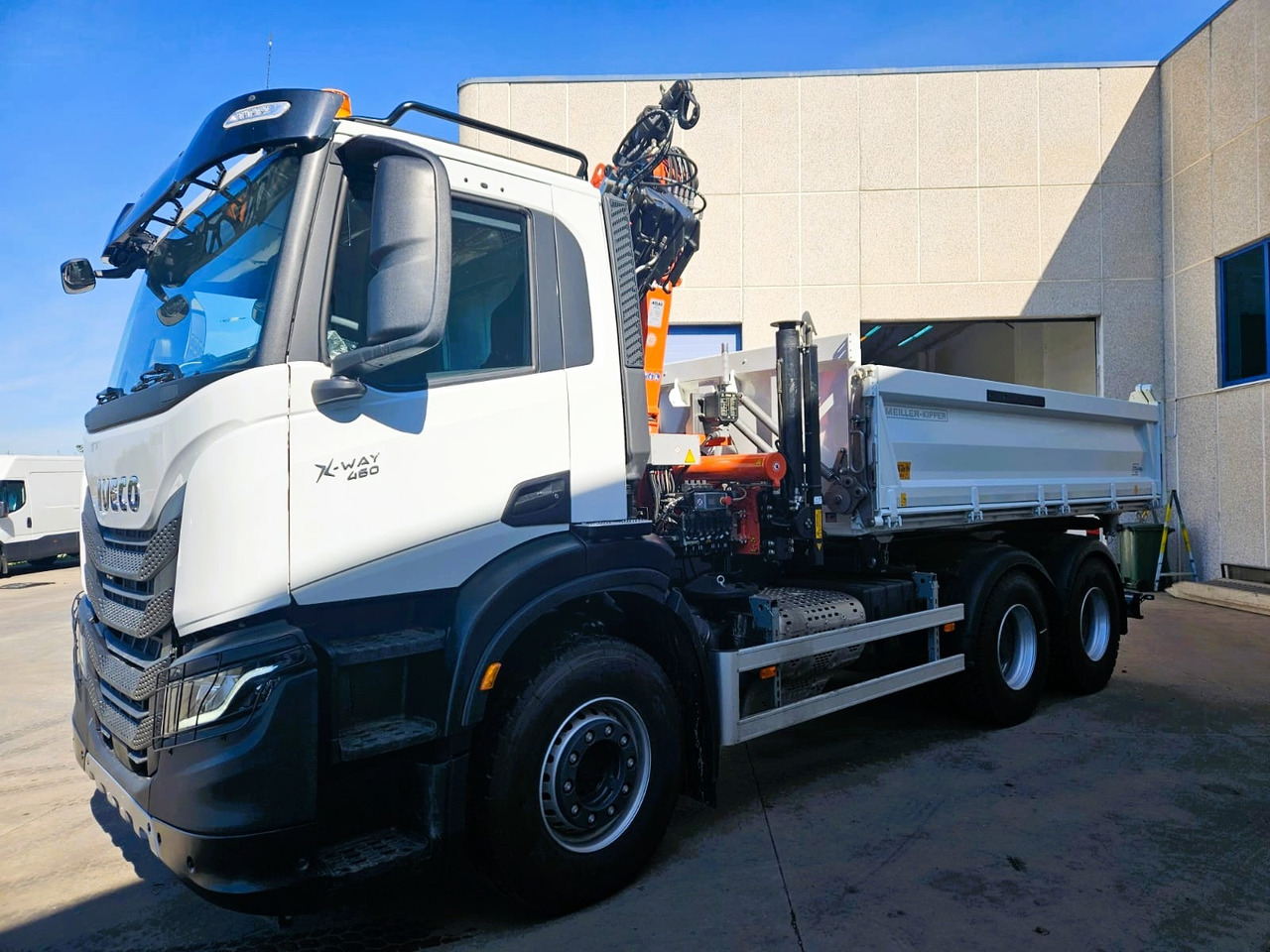 Грузовик бортовой/ Платформа, Автоманипулятор Iveco: фото 6