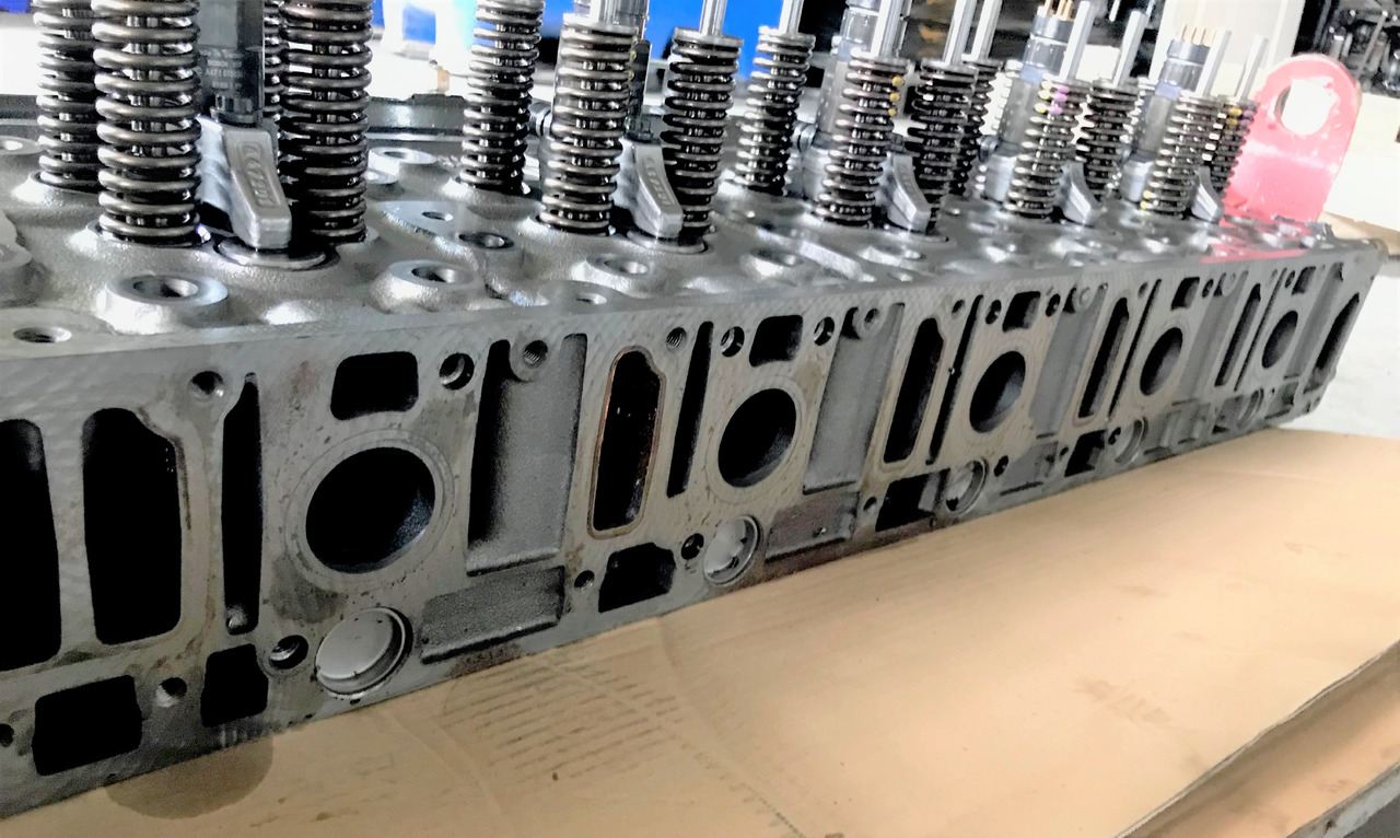 MERCEDES-BENZ Cylinderhead Actros MP4 Antos Arocs A4710107520 - Головка блока для Грузовиков: фото 4 MERCEDES-BENZ Cylinderhead Actros MP4 Antos Arocs A4710107520 - Головка блока для Грузовиков: фото 4