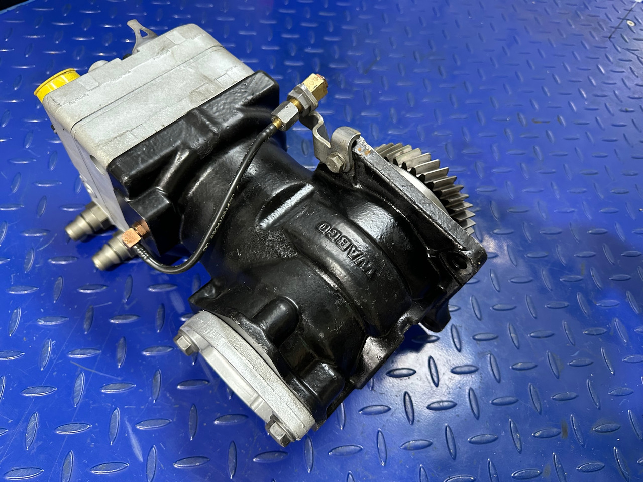 Mercedes Atego 3 Euro 6 Wabco Air Compressor A0011307615 - Запчасти для Грузовиков: фото 2 Mercedes Atego 3 Euro 6 Wabco Air Compressor A0011307615 - Запчасти для Грузовиков: фото 2