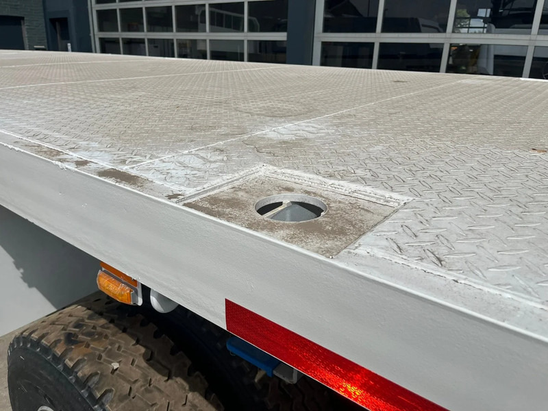 Новый Полуприцеп бортовой/ Платформа CIMC 3-axle Flatbed Semi-Trailer: фото 13