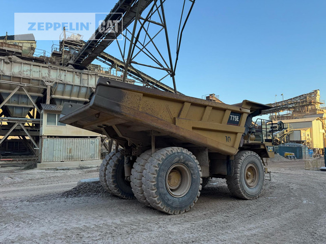 Cat 775E - Карьерный самосвал: фото 3 Cat 775E - Карьерный самосвал: фото 3