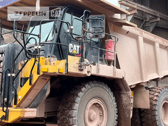 Cat 775G - Карьерный самосвал: фото 5 Cat 775G - Карьерный самосвал: фото 5