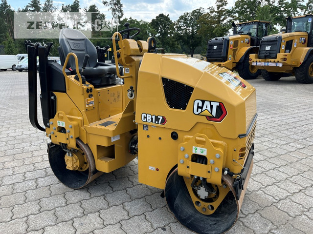 Cat CB1.7 - Дорожный каток: фото 2 Cat CB1.7 - Дорожный каток: фото 2