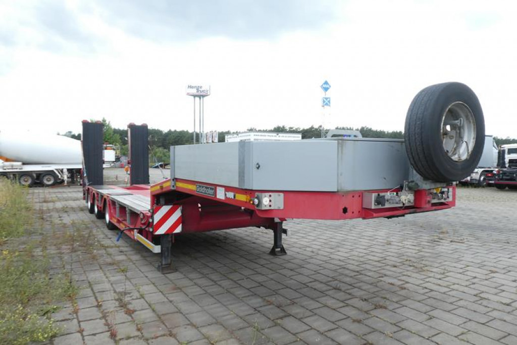 Низкорамный полуприцеп для транспортировки тяжёлой техники GOLDHOFER Satteltieflader STN-L 3 (245) RM Tiefladerauflieger: фото 14