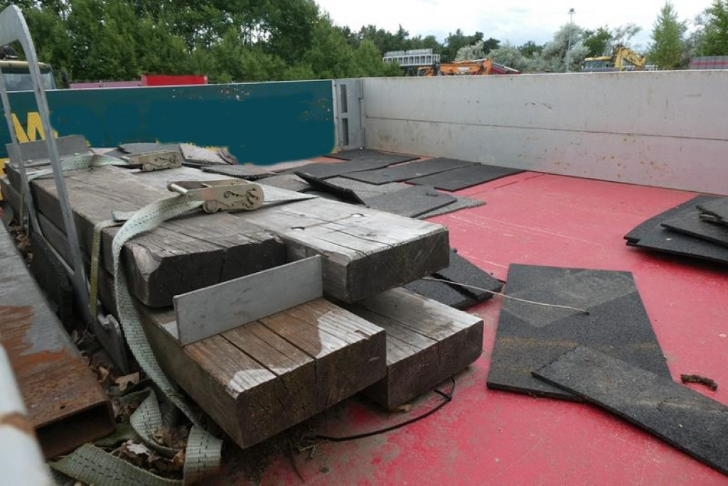 Низкорамный полуприцеп для транспортировки тяжёлой техники GOLDHOFER Satteltieflader STN-L 3 (245) RM Tiefladerauflieger: фото 15