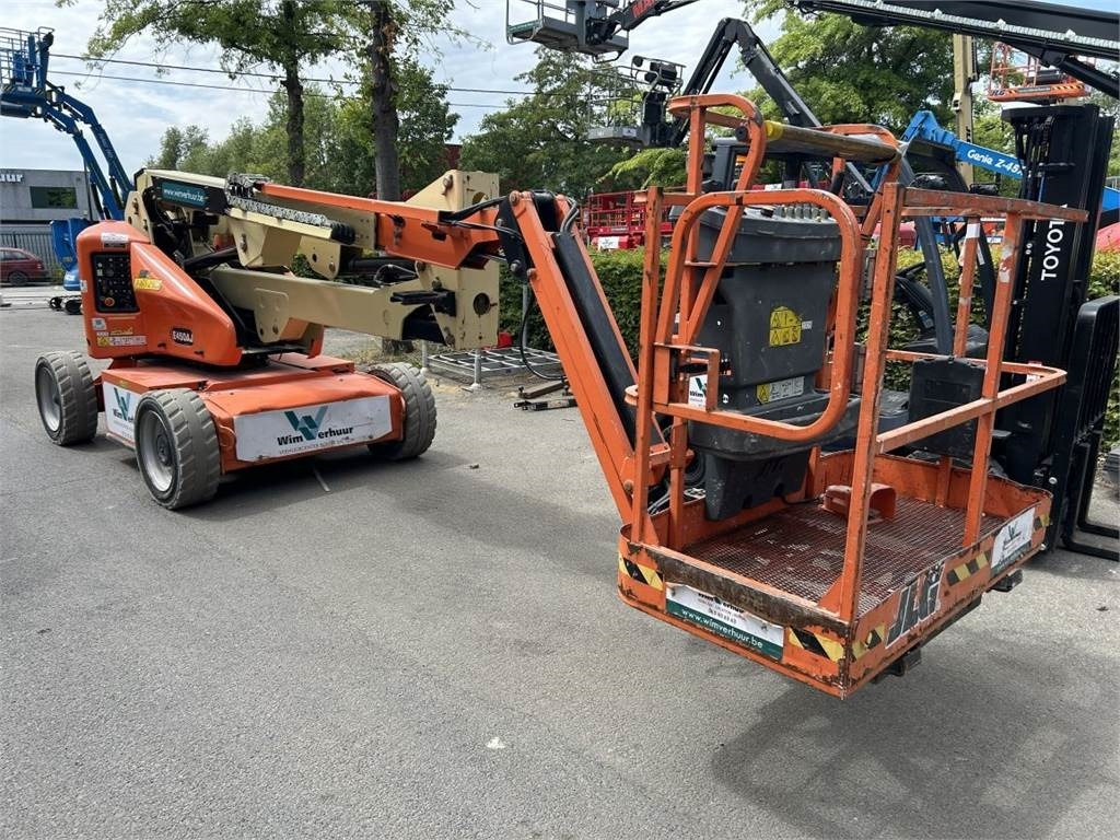 JLG E450AJ (2005) - Коленчатый подъемник: фото 1 JLG E450AJ (2005) - Коленчатый подъемник: фото 1