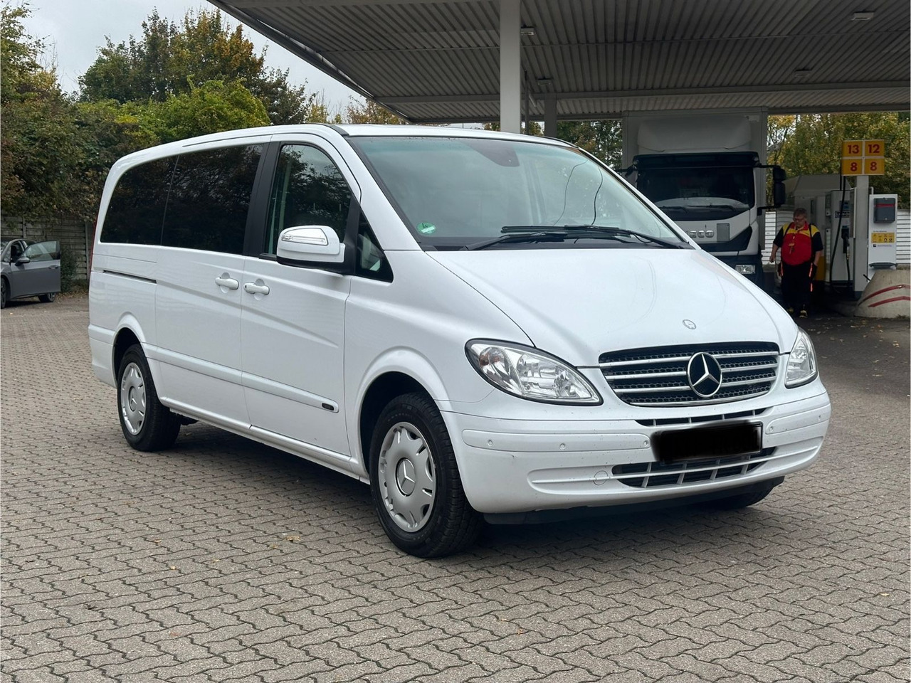 Mercedes-Benz Viano 2.2 CDI AMBIENTE extralang (Autom*133 tKm) - Пассажирский фургон: фото 1 Mercedes-Benz Viano 2.2 CDI AMBIENTE extralang (Autom*133 tKm) - Пассажирский фургон: фото 1