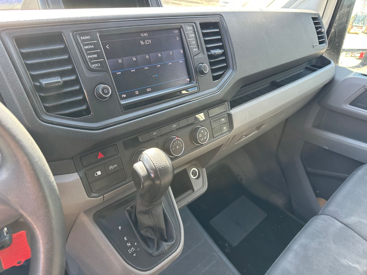 Пассажирский фургон Volkswagen Crafter 2.0 TDi Transporter (PDC+Cam.*AC*Autom.): фото 13